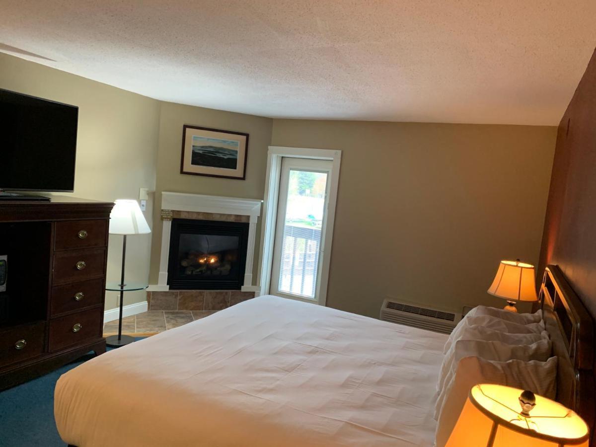 Fireside Inn & Suites Gilford Bagian luar foto